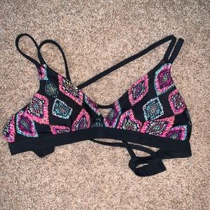Tart rest bikini top